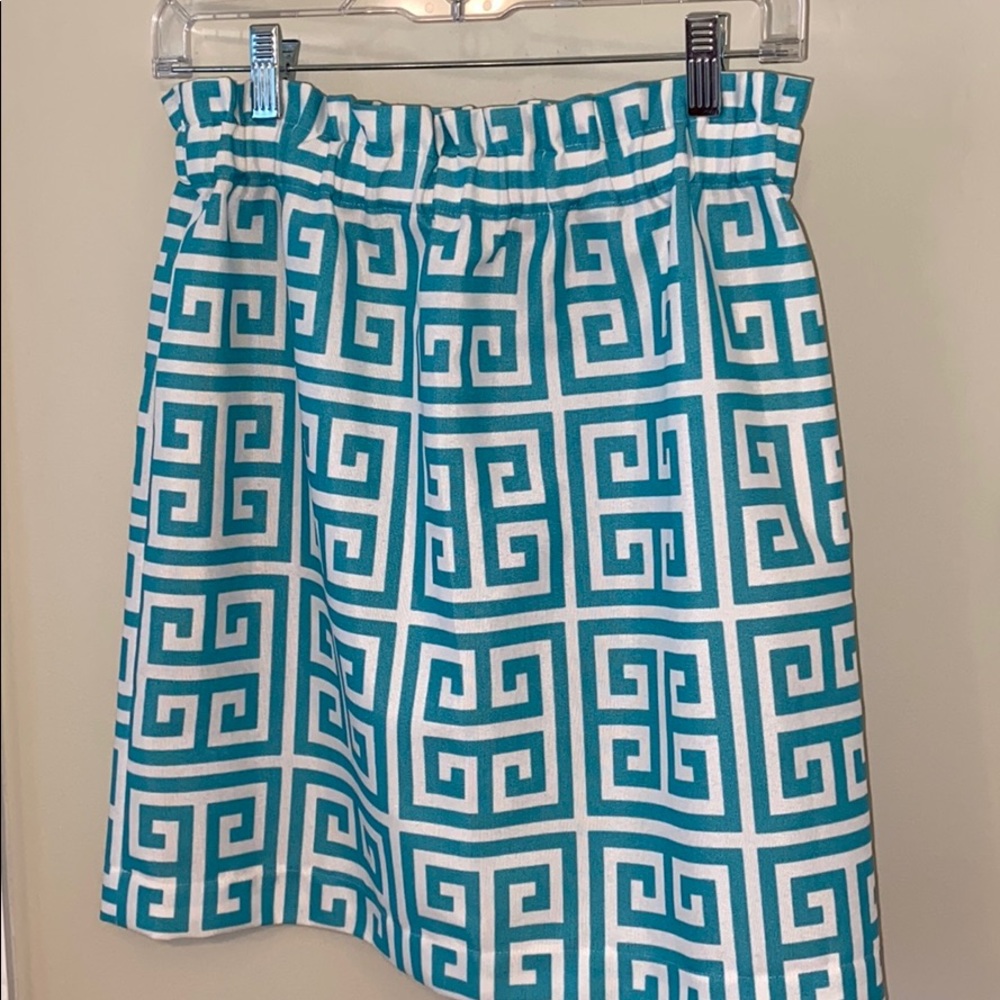High waisted skirt 💙